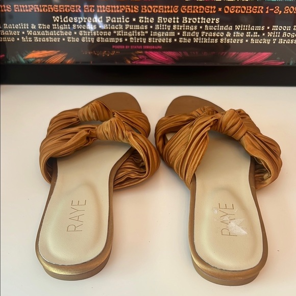 RAYE x House of Harlow 1960 Slide in Topaz-SZ 8 - Picture 3 of 4